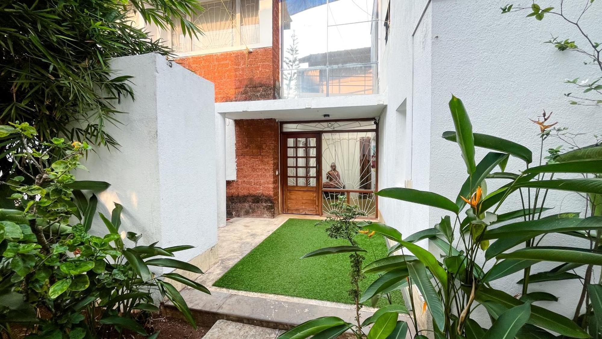 Villa M - Solitude 2 Candolim Goa 3Bhk, Pool Facing, Near Beach, Free Breakfast, Free Wifi And Prime Location Zewnętrze zdjęcie