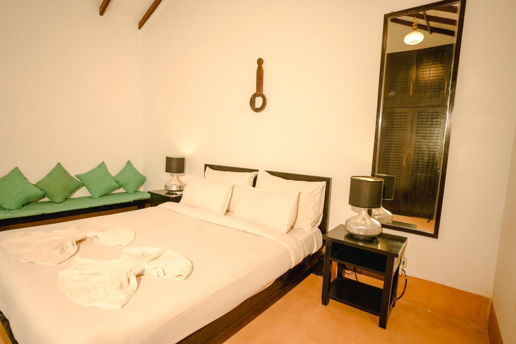 Villa M - Solitude 2 Candolim Goa 3Bhk, Pool Facing, Near Beach, Free Breakfast, Free Wifi And Prime Location Zewnętrze zdjęcie