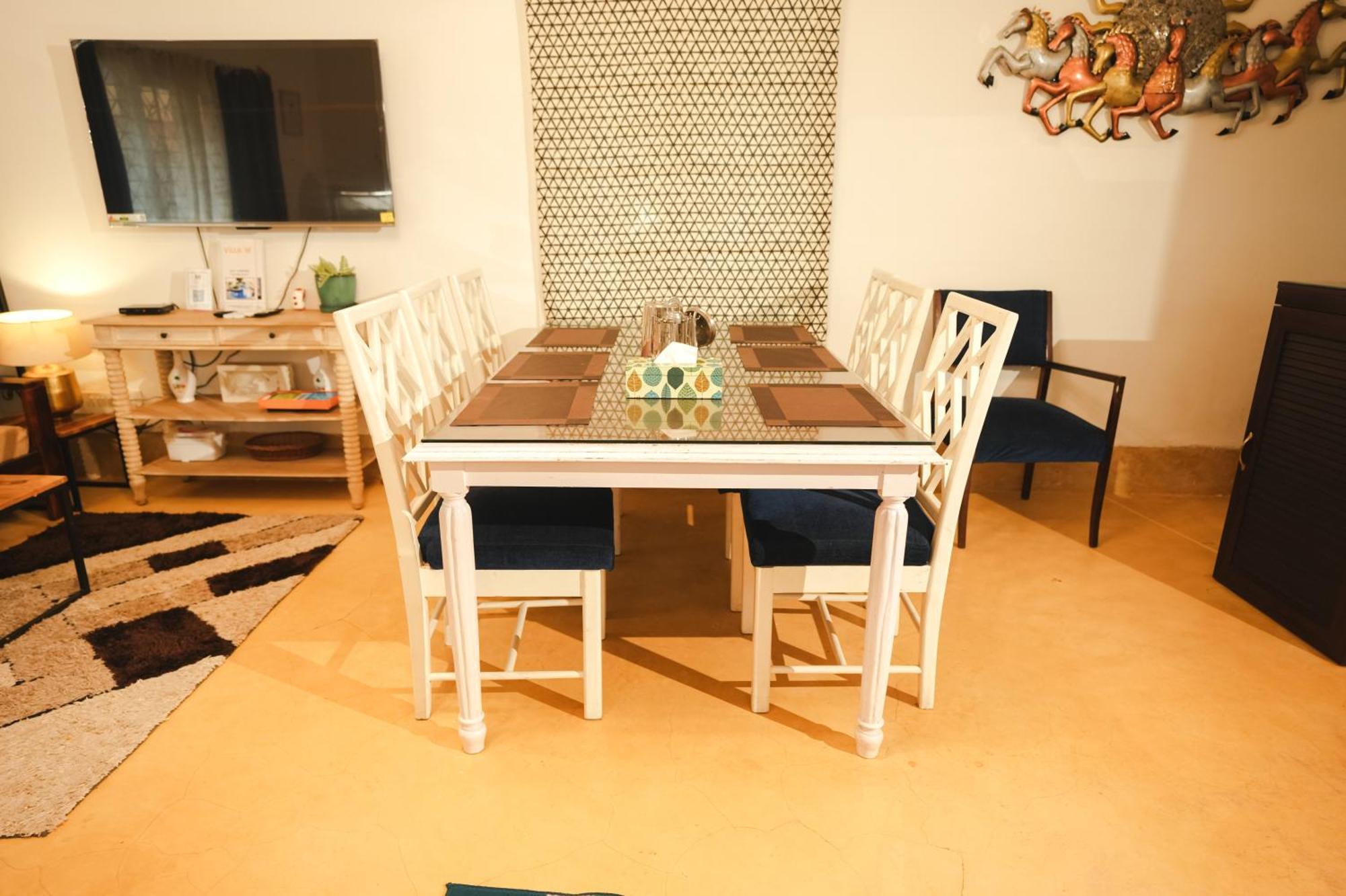 Villa M - Solitude 2 Candolim Goa 3Bhk, Pool Facing, Near Beach, Free Breakfast, Free Wifi And Prime Location Zewnętrze zdjęcie